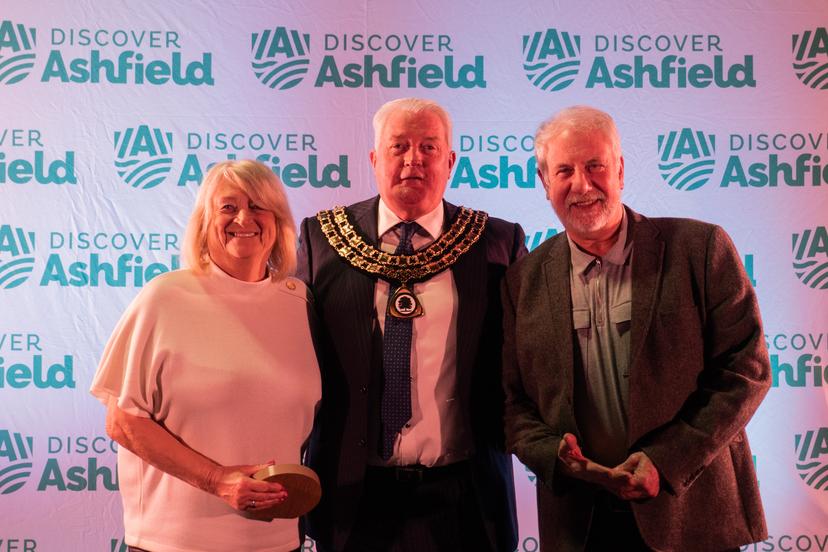 Image at https://media.umbraco.io/dev-discover-ashfield-heartcore/ty5by24k/da-awards-05.jpg