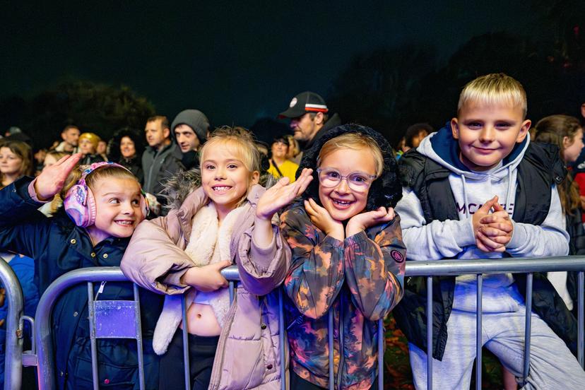 Image at https://media.umbraco.io/dev-discover-ashfield-heartcore/ipvpcel2/sparks-in-the-park-24-olh01002-48-1.jpg