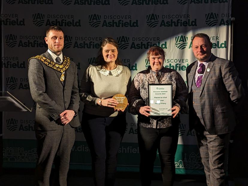 Image at https://media.umbraco.io/dev-discover-ashfield-heartcore/kqadkhbv/pxl_20240202_200410764-portrait-original.jpg